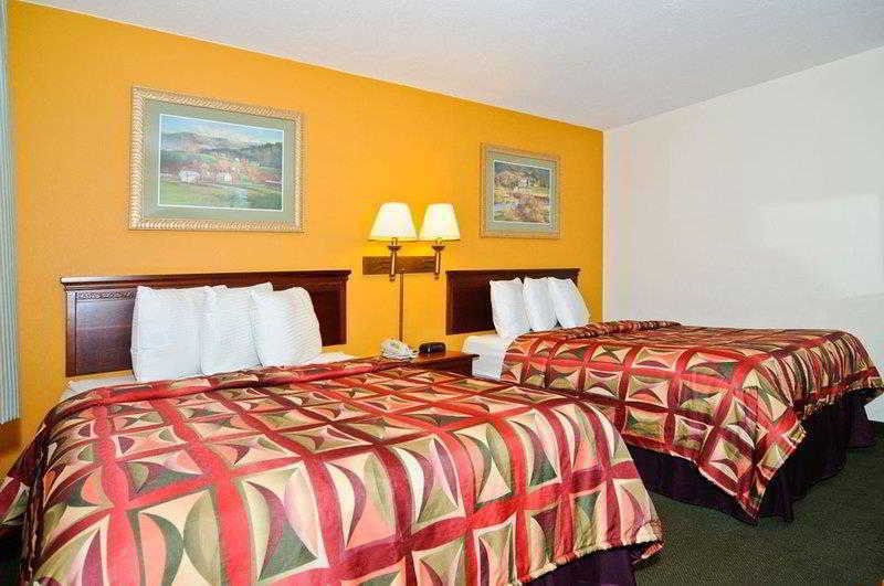 Best Western Adena Inn Chillicothe Room photo